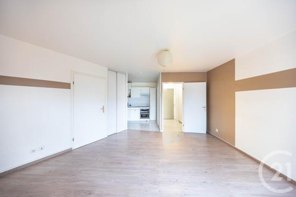 Appartement F1 à vendre  1 pièce - 31,63 m2 MELUN - 77