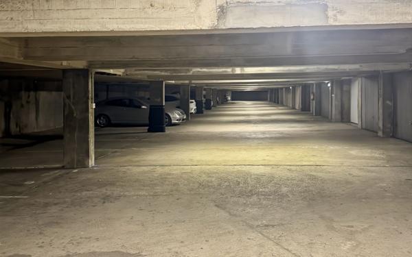 Stationnement à vendre