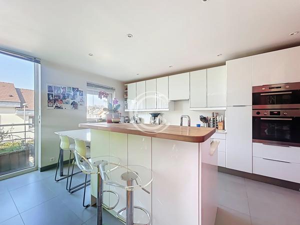 Sèvres (92310) MAISON D'ARCHITECTE A L'ESPRIT LOFT - DPE C