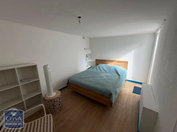 Maison à louer 3 pièces 80m² Saint-Pierre (97410)