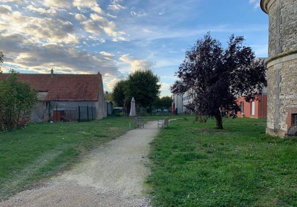 INVESTISSEMENT LOCATIF – Lorcy – Résidence EHPAD Hostellerie du Château - 7,5% de rentabilité