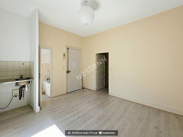 POITIERS ? T2 DE 25 M² À RÉNOVER, IDÉALEMENT SITUÉ ENTRE LES FACULTÉS ET LE CENTRE-VILLE