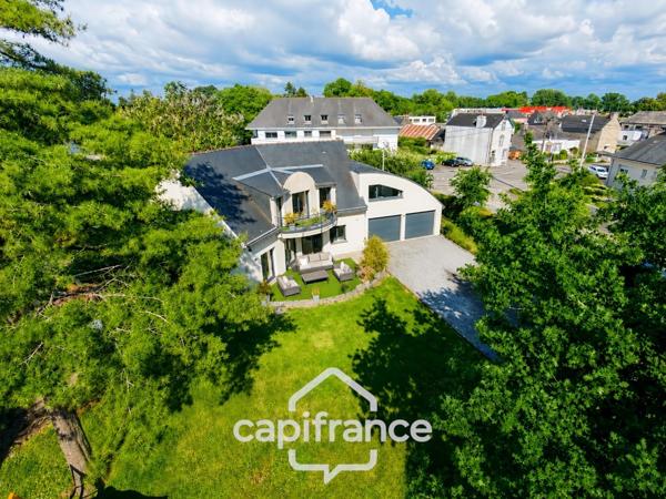 À vendre MAISON D’ARCHITECTE CONTEMPORAINE 7 pièces PONTIVY (56)