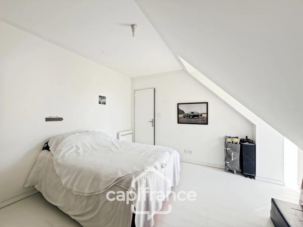 À vendre MAISON D’ARCHITECTE CONTEMPORAINE 7 pièces PONTIVY (56)