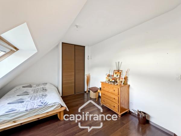 À vendre MAISON D’ARCHITECTE CONTEMPORAINE 7 pièces PONTIVY (56)