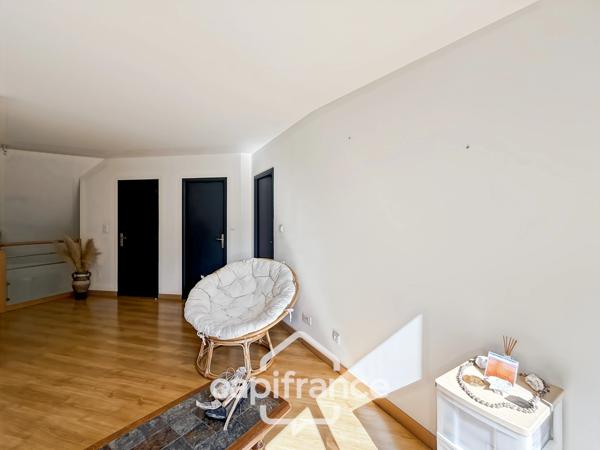 À vendre MAISON D’ARCHITECTE CONTEMPORAINE 7 pièces PONTIVY (56)