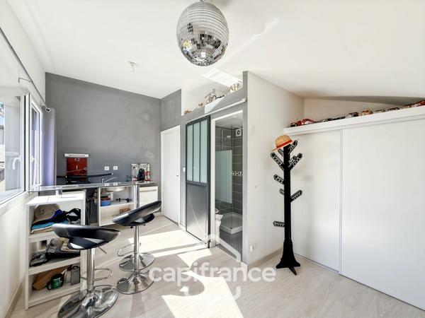 À vendre MAISON D’ARCHITECTE CONTEMPORAINE 7 pièces PONTIVY (56)