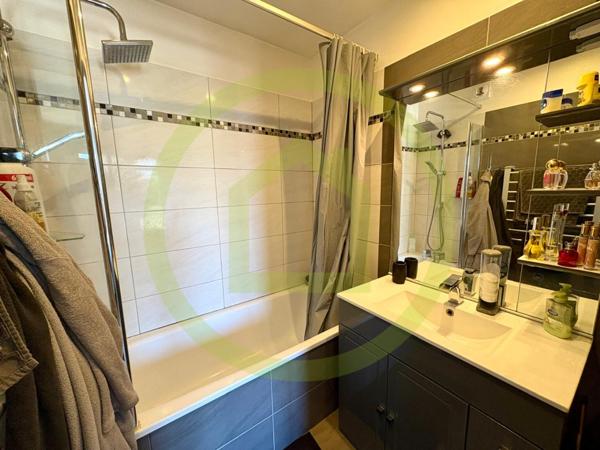 Appartement à OZOIR LA FERRIERE (77330)