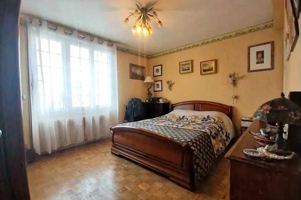 Liffré centre – grande maison 7 ch avec piscine et potentiel