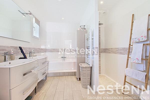 Maison Le Cannet Des Maures 6 pièces - 168 m2 - Terrain 2835 m2- Garage- Pisicine- Pool house