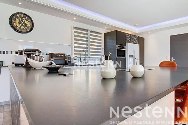 Maison Le Cannet Des Maures 6 pièces - 168 m2 - Terrain 2835 m2- Garage- Pisicine- Pool house