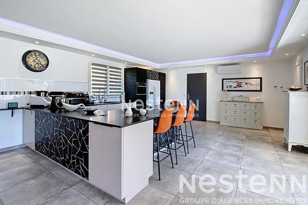 Maison Le Cannet Des Maures 6 pièces - 168 m2 - Terrain 2835 m2- Garage- Pisicine- Pool house