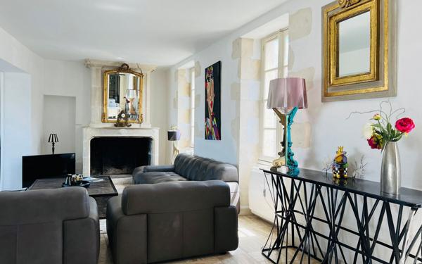 Immeuble à vendre    5 pièces •  Saint-Martin-de-Ré