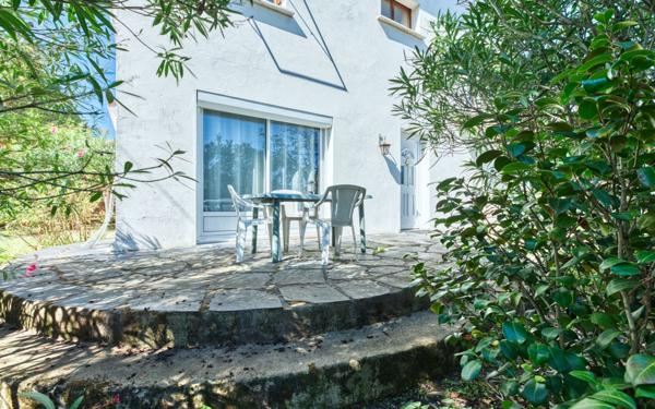 Maison à vendre    4 pièces •  Pessac