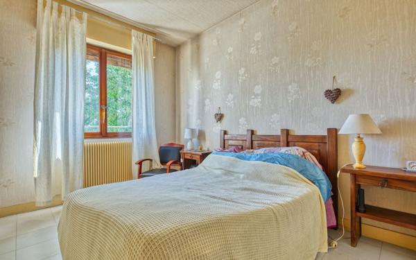 Maison à vendre    4 pièces •  Pessac