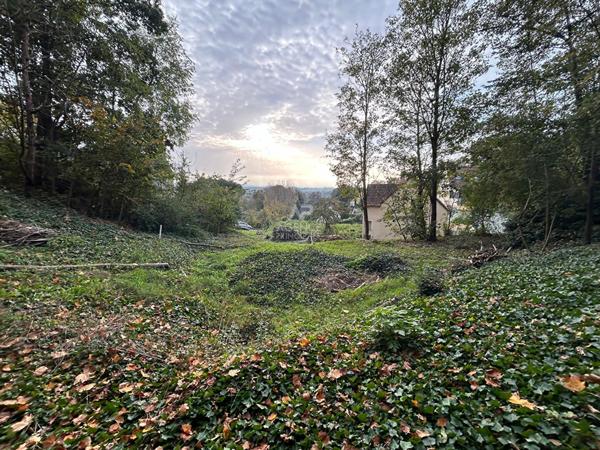 Terrain Vaux Sur Seine 1358 m2 €150 000 ** - Référence 901