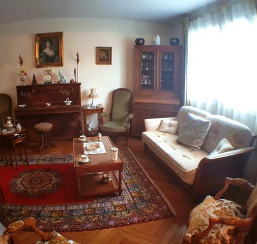 T4 en centre ville avec garage