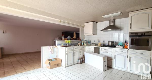 Maison à vendre 20 pièces 408 m² Péaule