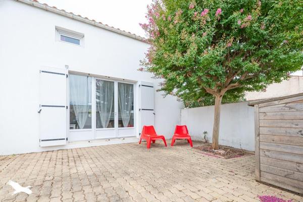 Maison 220 920 € Saint-Pierre-d'Oléron 3 p 47 m² DPE D