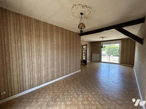 A VENDRE - MAISON DE PLAIN PIED - LAVAL 