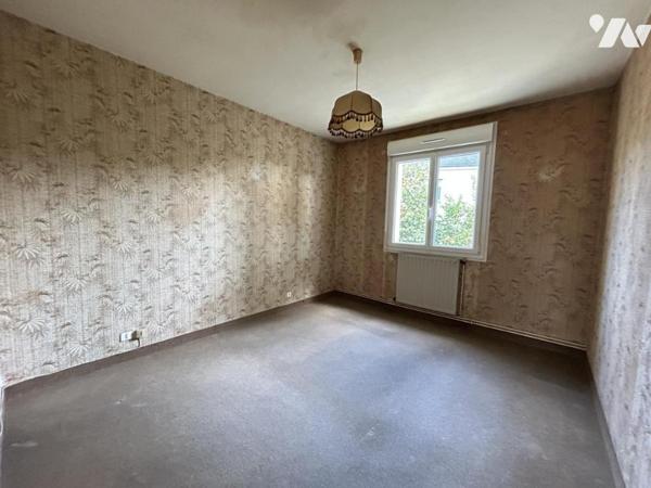 A VENDRE - MAISON DE PLAIN PIED - LAVAL 