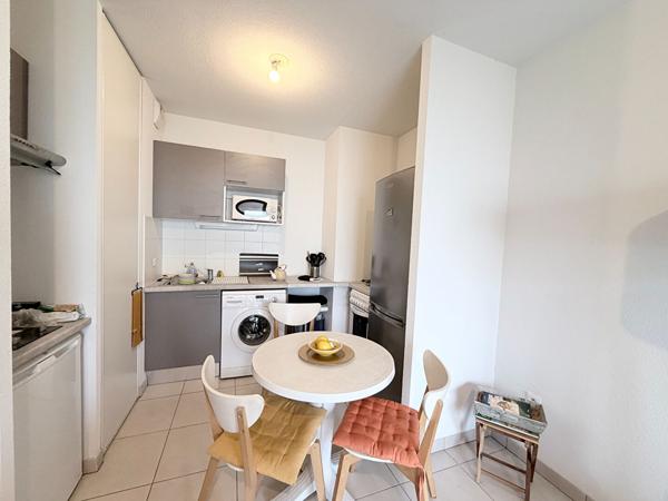 MERIGNAC- CHEMIN LONG -  Appartement T2 - 46m2 - Balcon - Parking en sous-sol - Vendu loué