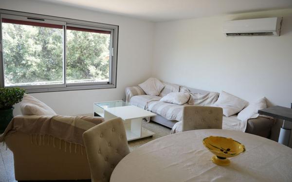 Maison à vendre    3 pièces •  Alès