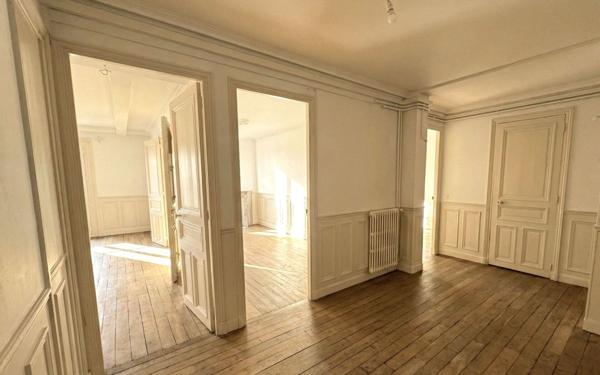 Appartement à vendre    5 pièces • 150 m2 Reims