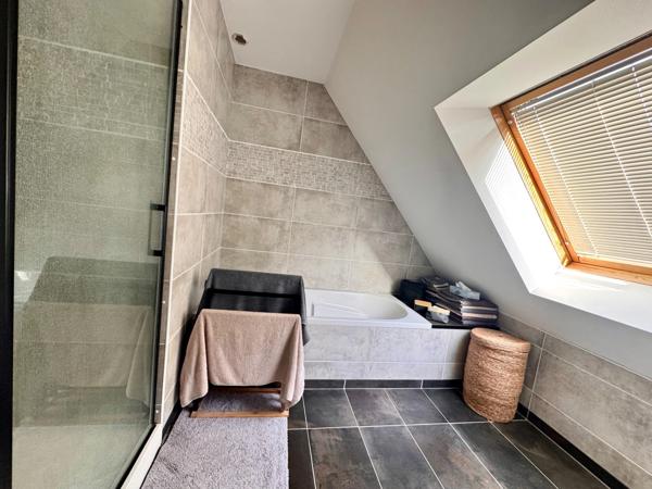 Maison à vendre 5 pièces PLOUVIEN (29)