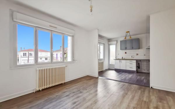 Maison à vendre    5 pièces • 140 m2 Le Passage