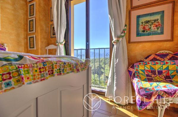 Céret (66400) Propriété sur plus de 2 hectares – cadre paisible et verdoyant