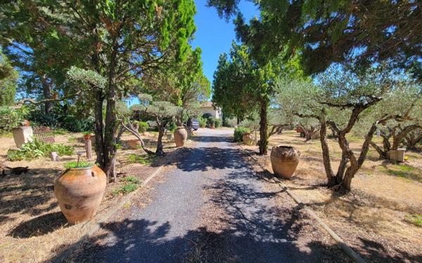 Maison à vendre    6 pièces •  Cuxac-d'Aude