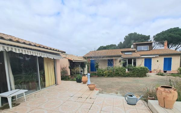 Maison à vendre    6 pièces •  Cuxac-d'Aude