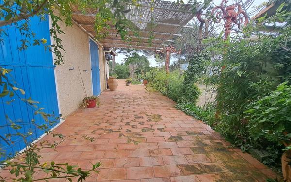 Maison à vendre    6 pièces •  Cuxac-d'Aude