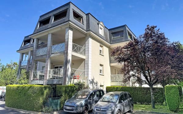 Appartement à vendre    2 pièces • 43 m2 Saint-Cyr-sur-Loire