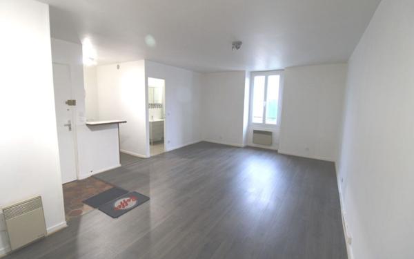 Appartement à louer    1 pièce • 31,49 m2 Chailly-en-Bière