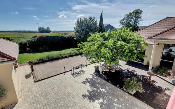 Maison à vendre    8 pièces •  Beire-le-Fort