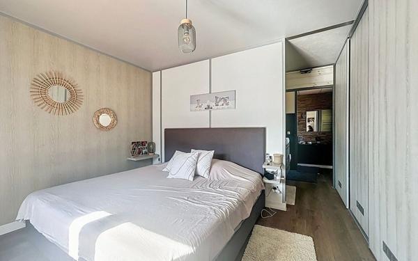 Maison à vendre    5 pièces •  Saint-Martin-du-Var