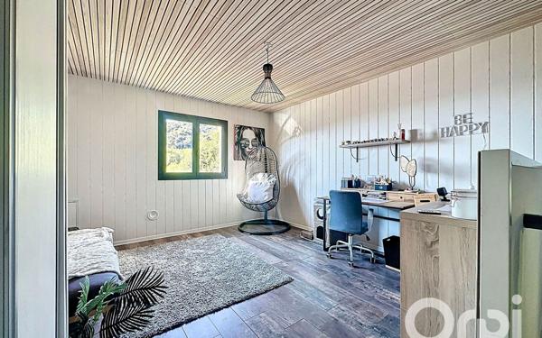 Maison à vendre    5 pièces •  Saint-Martin-du-Var