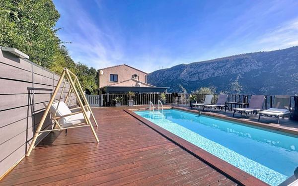 Maison à vendre    5 pièces •  Saint-Martin-du-Var