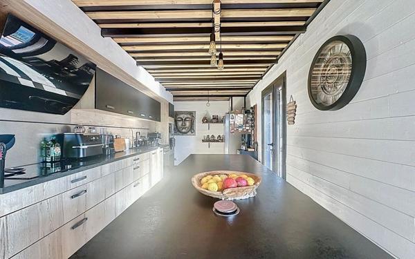 Maison à vendre    5 pièces •  Saint-Martin-du-Var