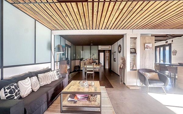 Maison à vendre    5 pièces •  Saint-Martin-du-Var