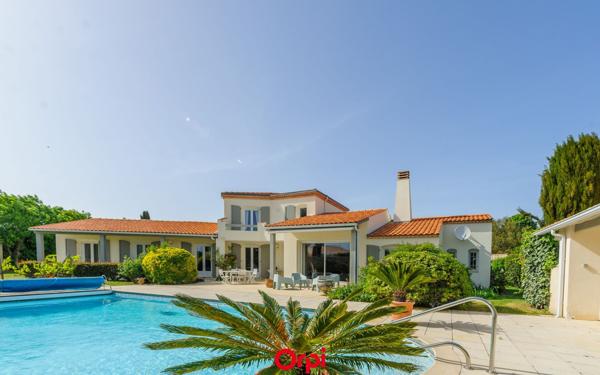 Maison à vendre    6 pièces •  Dompierre-sur-Mer
