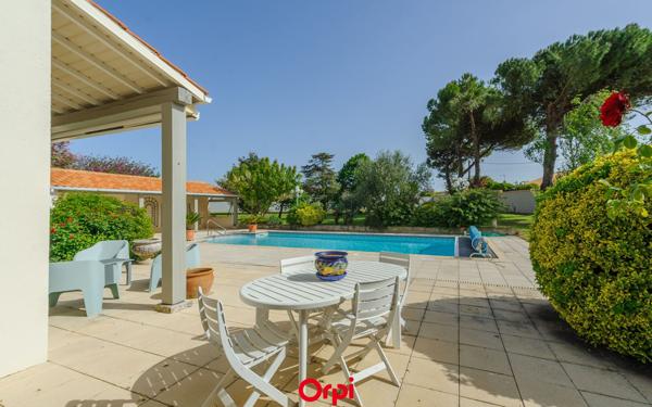 Maison à vendre    6 pièces •  Dompierre-sur-Mer
