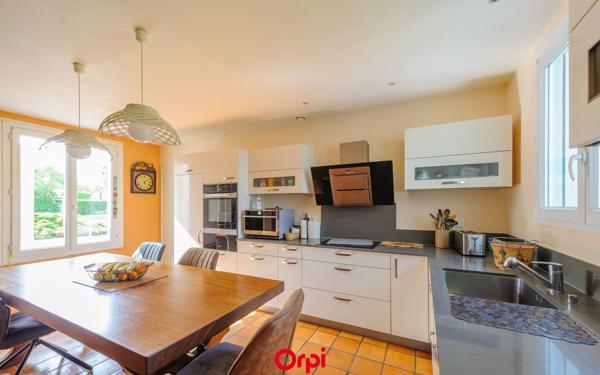 Maison à vendre    6 pièces •  Dompierre-sur-Mer