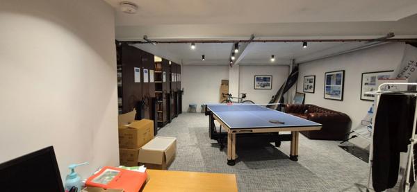 À VENDRE – BÂTIMENT PROFESSIONNEL – BOIS-GUILLAUME (76)