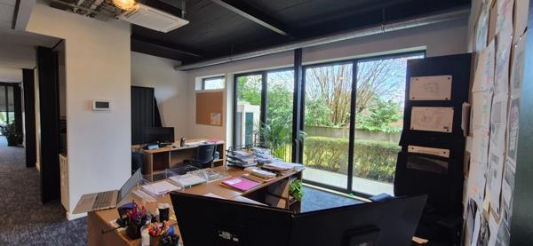 À VENDRE – BÂTIMENT PROFESSIONNEL – BOIS-GUILLAUME (76)