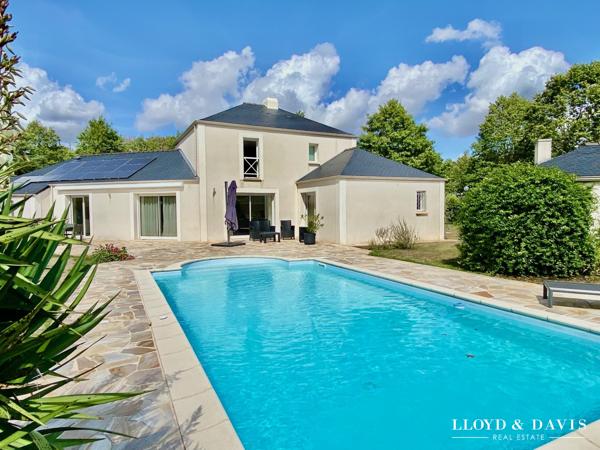 Maison de prestige 175 m² - 5 chambres - Piscine & Double Garage - Golf de Nantes