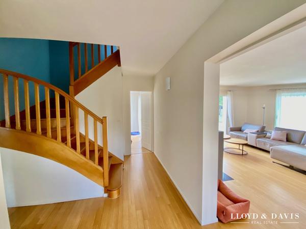 Maison de prestige 175 m² - 5 chambres - Piscine & Double Garage - Golf de Nantes