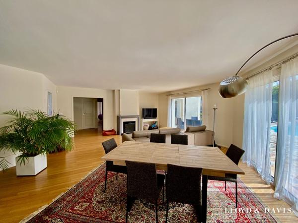 Maison de prestige 175 m² - 5 chambres - Piscine & Double Garage - Golf de Nantes